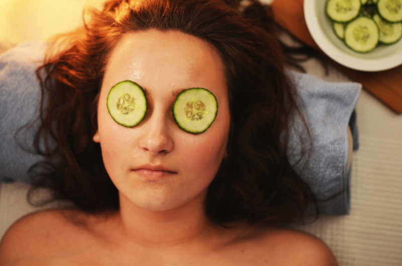 REN-Flash-Rinse-1-Minute-Facial-abloomnova.net_-800x530 The cleansing properties of the cucumber