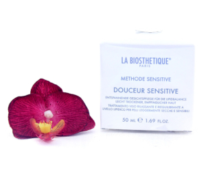 003652-300x250 La Biosthetique Douceur Sensitive - Soin Visage Relaxant pour l'Equilibre Lipidique des Peaux Sensibles et Legerement Seches 50ml